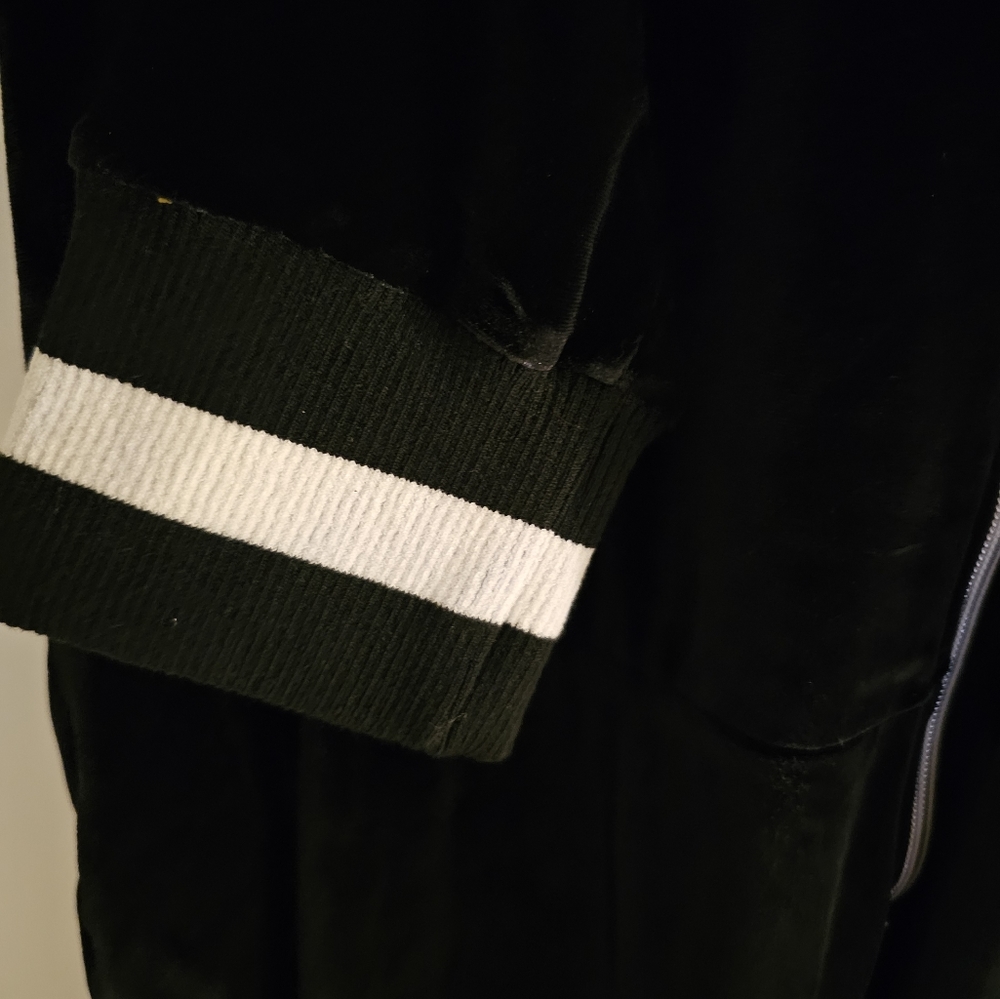 Onepiece Unisex Velour Jumpsuit XL - Picture 3 of 10
